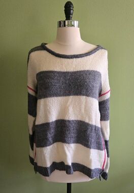 Rewind Womens Striped Sweater Size Medium